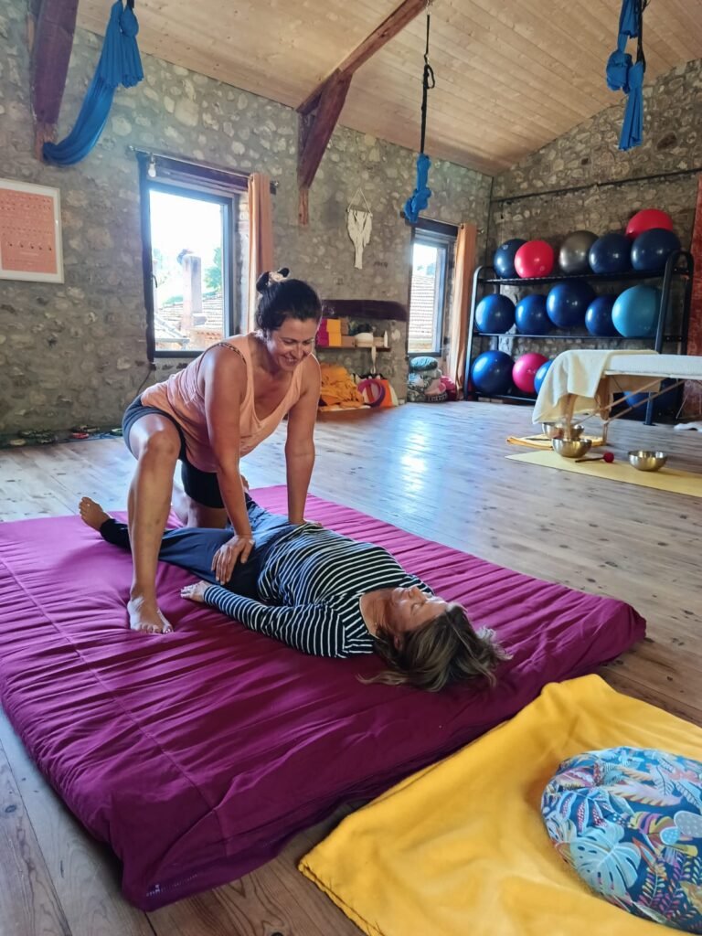 Séance de massage Thaï, Soins individuels avec Audrey Yoga